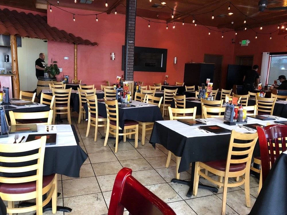Original Bruno's Bar and Grill case-study photograph of the dining room